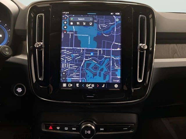 2025 Volvo XC40 B5 Plus Bright Theme Dallas TX