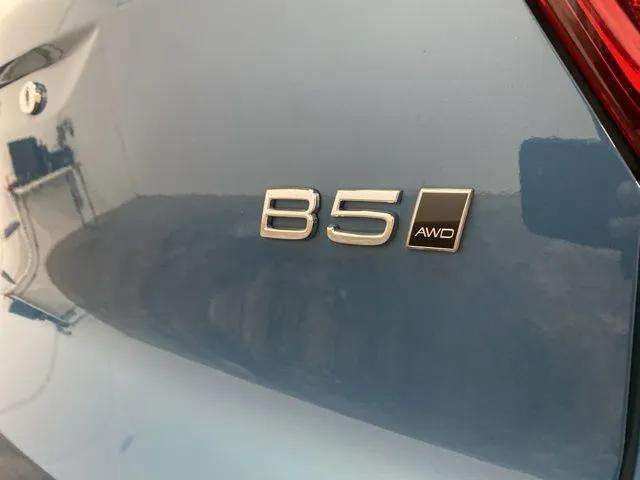 2025 Volvo XC40 B5 Plus Bright Theme Dallas TX