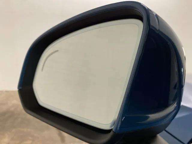 2025 Volvo XC40 B5 Plus Bright Theme Dallas TX