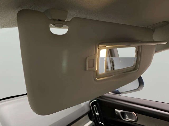 2025 Volvo XC40 B5 Plus Bright Theme Dallas TX