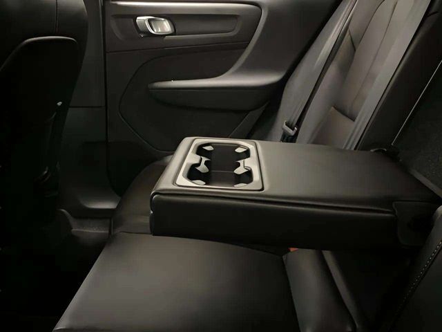 2025 Volvo XC40 B5 Plus Bright Theme Dallas TX