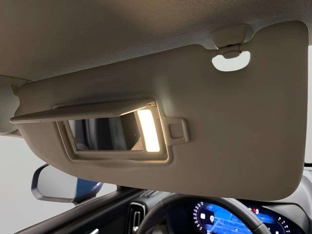 2025 Volvo XC40 B5 Plus Bright Theme Dallas TX