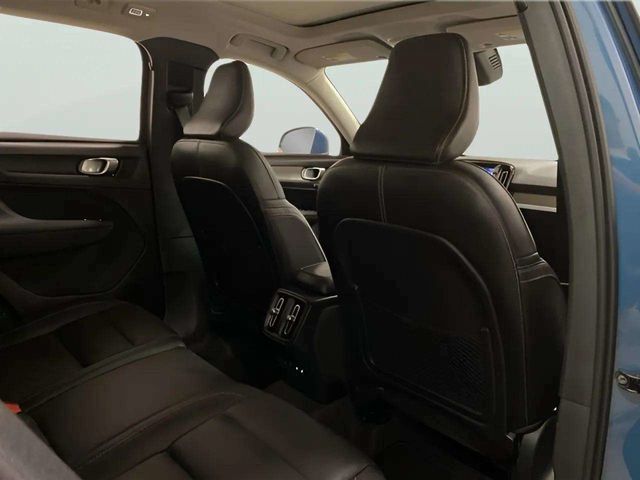 2025 Volvo XC40 B5 Plus Bright Theme Dallas TX