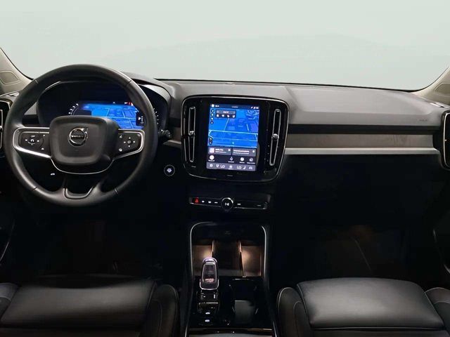 2025 Volvo XC40 B5 Plus Bright Theme Dallas TX