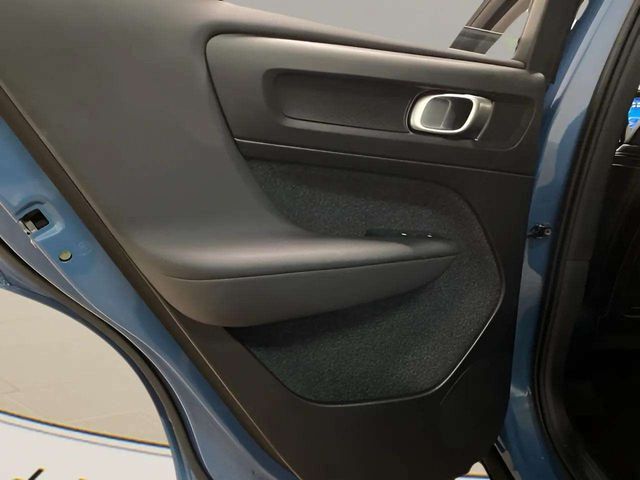 2025 Volvo XC40 B5 Plus Bright Theme Dallas TX