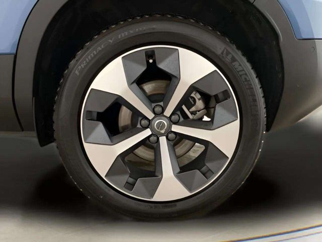 2025 Volvo XC40 B5 Plus Bright Theme Dallas TX