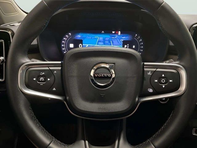 2025 Volvo XC40 B5 Plus Bright Theme Dallas TX