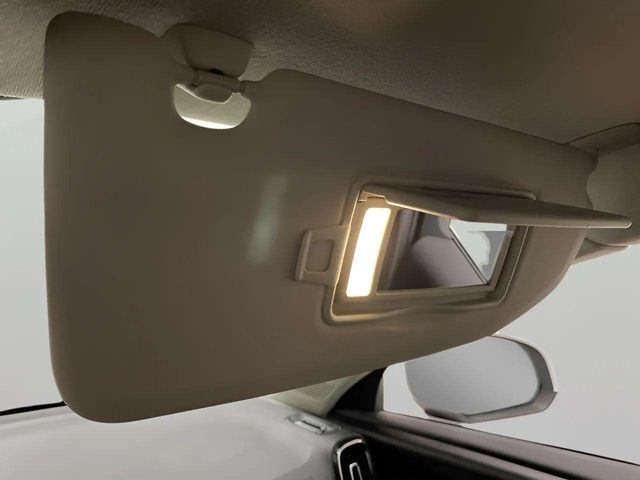 2025 Volvo XC40 B5 Plus Bright Theme Dallas TX