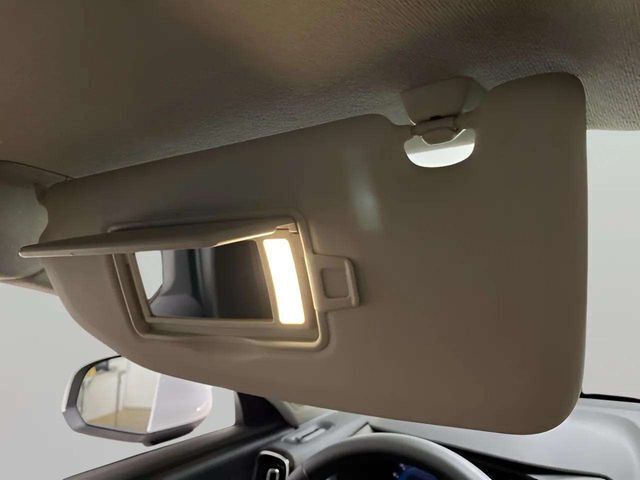 2025 Volvo XC40 B5 Plus Bright Theme Dallas TX