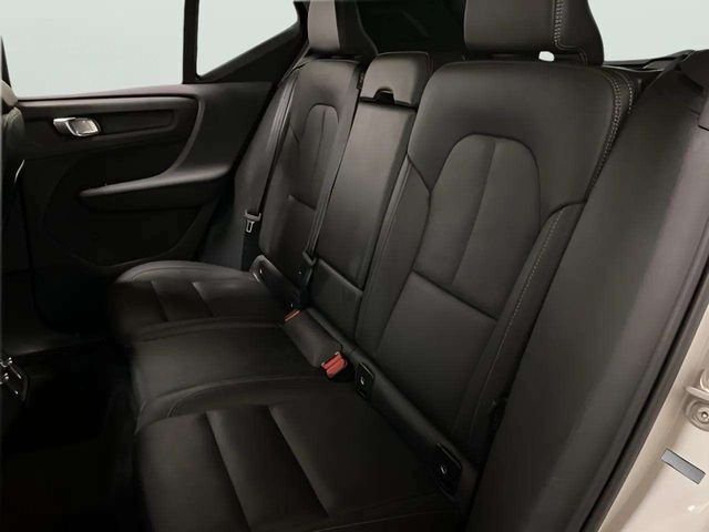 2025 Volvo XC40 B5 Plus Bright Theme Dallas TX