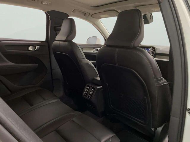 2025 Volvo XC40 B5 Plus Bright Theme Dallas TX