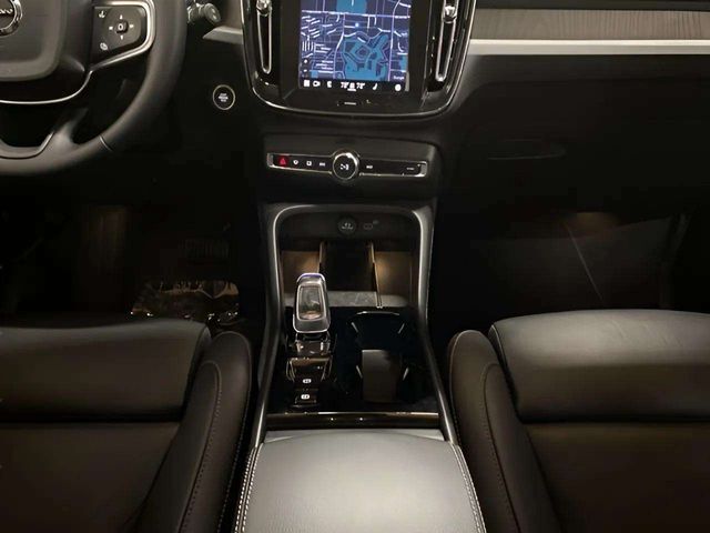 2025 Volvo XC40 B5 Plus Bright Theme Dallas TX