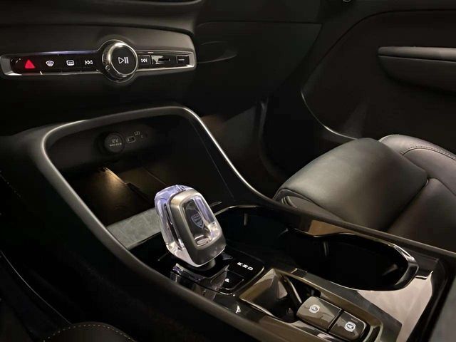 2025 Volvo XC40 B5 Plus Bright Theme Dallas TX