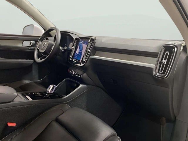 2025 Volvo XC40 B5 Plus Bright Theme Dallas TX