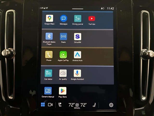 2025 Volvo XC40 B5 Plus Bright Theme Dallas TX