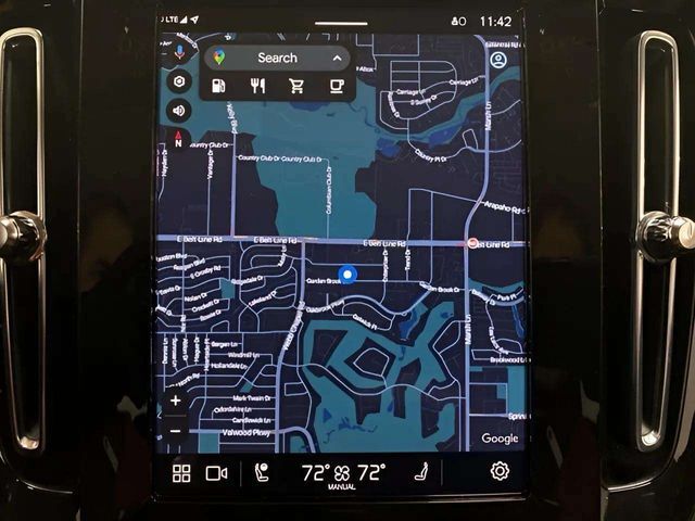 2025 Volvo XC40 B5 Plus Bright Theme Dallas TX