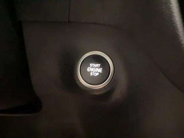 2025 Volvo XC40 B5 Plus Bright Theme Dallas TX