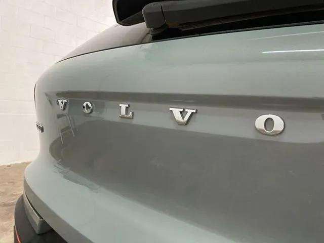2025 Volvo XC40 B5 Plus Bright Theme Dallas TX