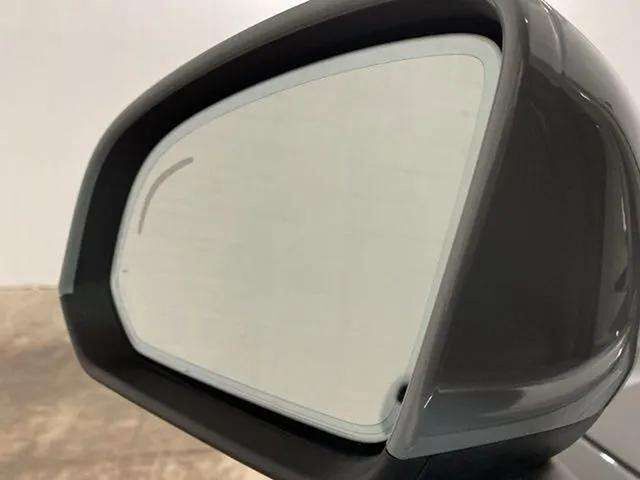 2025 Volvo XC40 B5 Plus Bright Theme Dallas TX