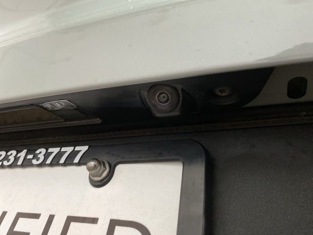 2025 Volvo XC40 B5 Plus Bright Theme Dallas TX