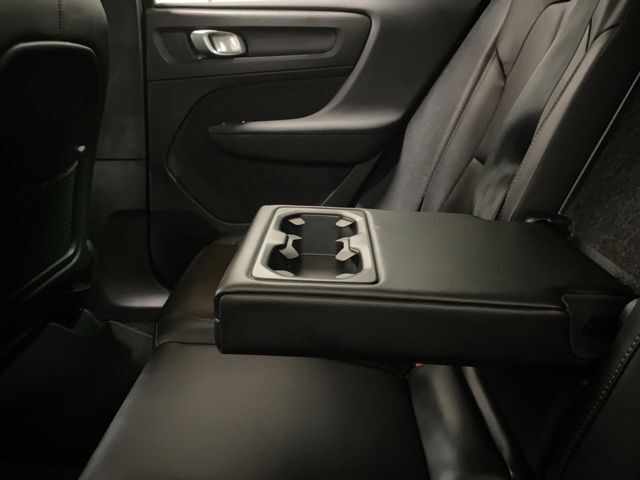 2025 Volvo XC40 B5 Plus Bright Theme Dallas TX