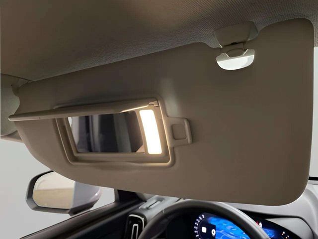 2025 Volvo XC40 B5 Plus Bright Theme Dallas TX