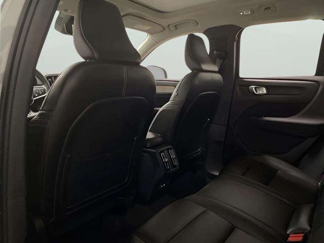 2025 Volvo XC40 B5 Plus Bright Theme Dallas TX