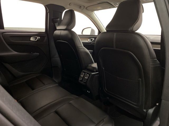 2025 Volvo XC40 B5 Plus Bright Theme Dallas TX