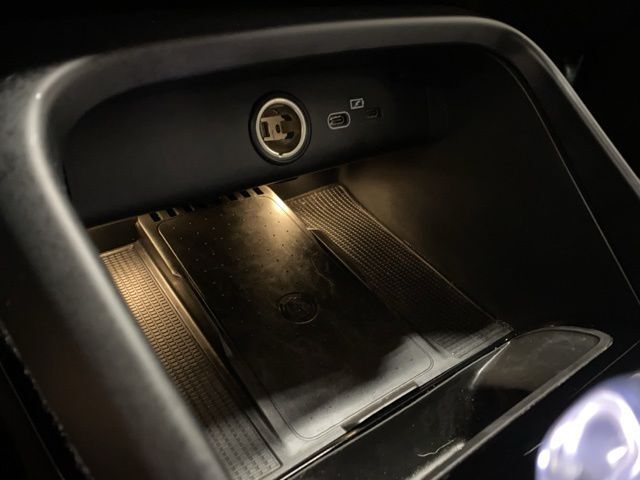 2025 Volvo XC40 B5 Plus Bright Theme Dallas TX