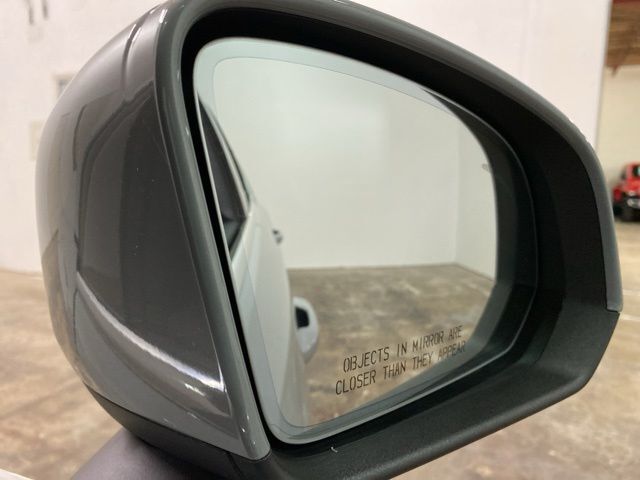 2025 Volvo XC40 B5 Plus Bright Theme Dallas TX