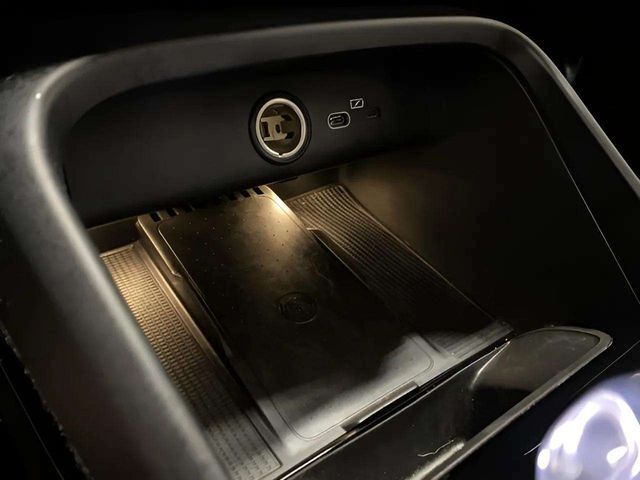 2025 Volvo XC40 B5 Plus Bright Theme Dallas TX