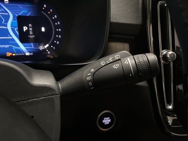 2025 Volvo XC40 B5 Plus Bright Theme Dallas TX