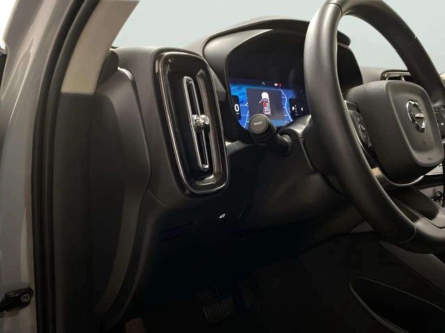 2025 Volvo XC40 B5 Plus Bright Theme Dallas TX