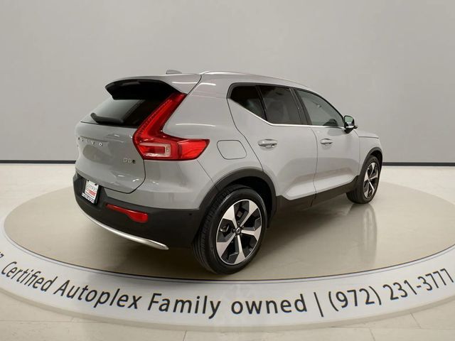 2025 Volvo XC40 B5 Plus Bright Theme Dallas TX