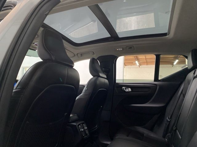 2025 Volvo XC40 B5 Plus Bright Theme Dallas TX