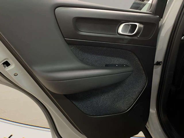 2025 Volvo XC40 B5 Plus Bright Theme Dallas TX