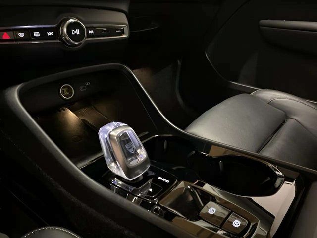 2025 Volvo XC40 B5 Plus Bright Theme Dallas TX