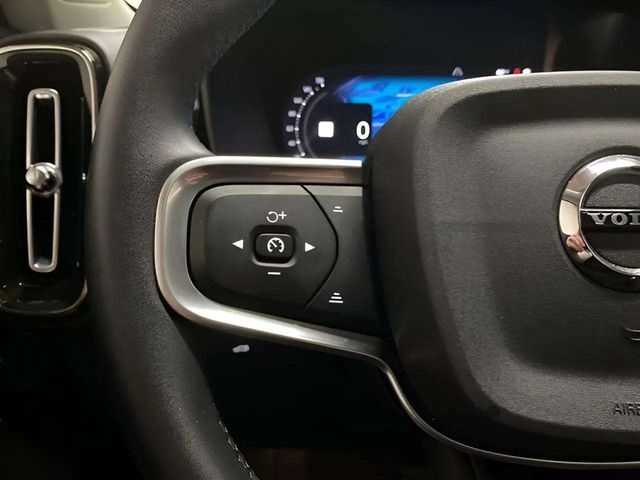 2025 Volvo XC40 B5 Plus Bright Theme Dallas TX