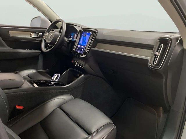 2025 Volvo XC40 B5 Plus Bright Theme Dallas TX