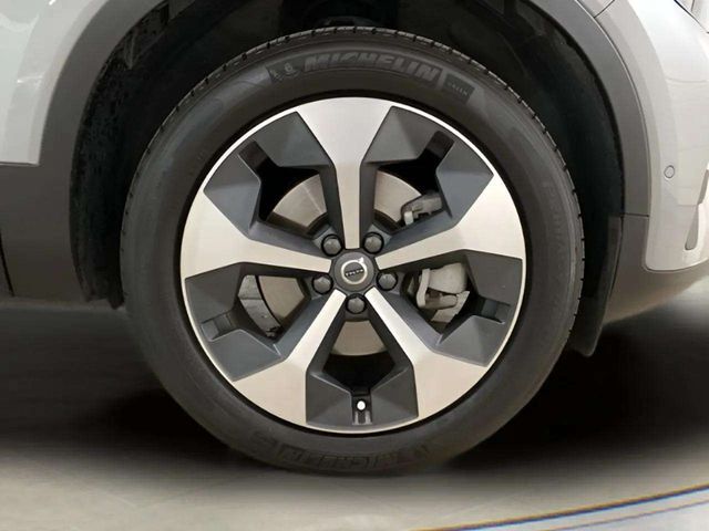 2025 Volvo XC40 B5 Plus Bright Theme Dallas TX