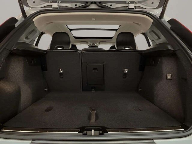 2025 Volvo XC40 B5 Plus Bright Theme Dallas TX