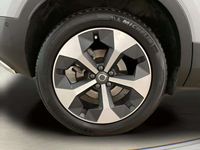 2025 Volvo XC40 B5 Plus Bright Theme Dallas TX