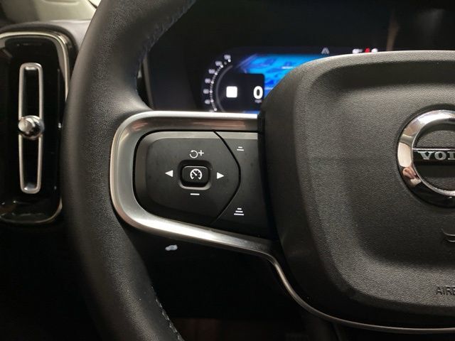 2025 Volvo XC40 B5 Plus Bright Theme Dallas TX