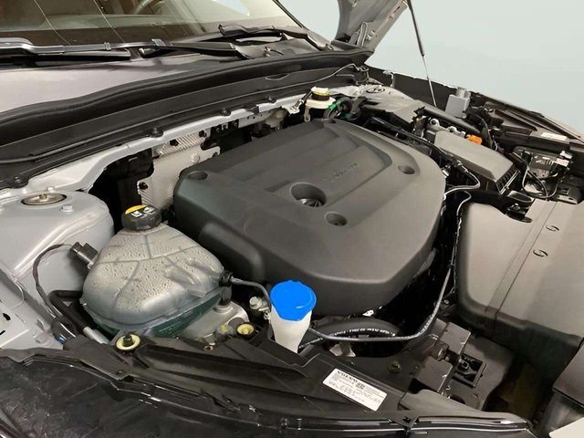 2025 Volvo XC40 B5 Plus Bright Theme Dallas TX