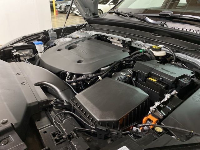 2025 Volvo XC40 B5 Plus Bright Theme Dallas TX