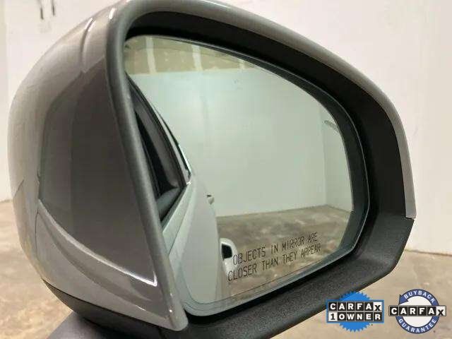 2025 Volvo XC40 B5 Plus Bright Theme Dallas TX