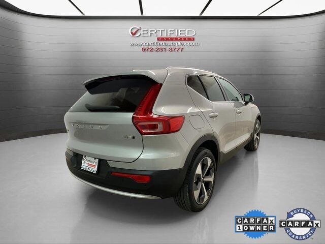 2025 Volvo XC40 B5 Plus Bright Theme Dallas TX