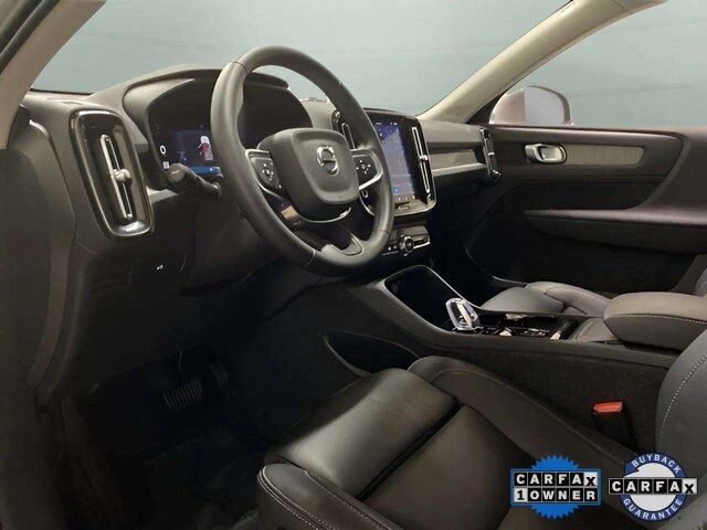 2025 Volvo XC40 B5 Plus Bright Theme Dallas TX