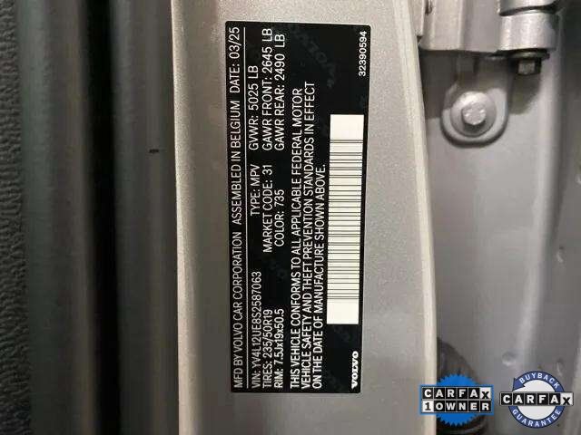 2025 Volvo XC40 B5 Plus Bright Theme Dallas TX