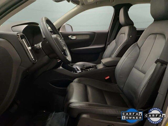 2025 Volvo XC40 B5 Plus Bright Theme Dallas TX